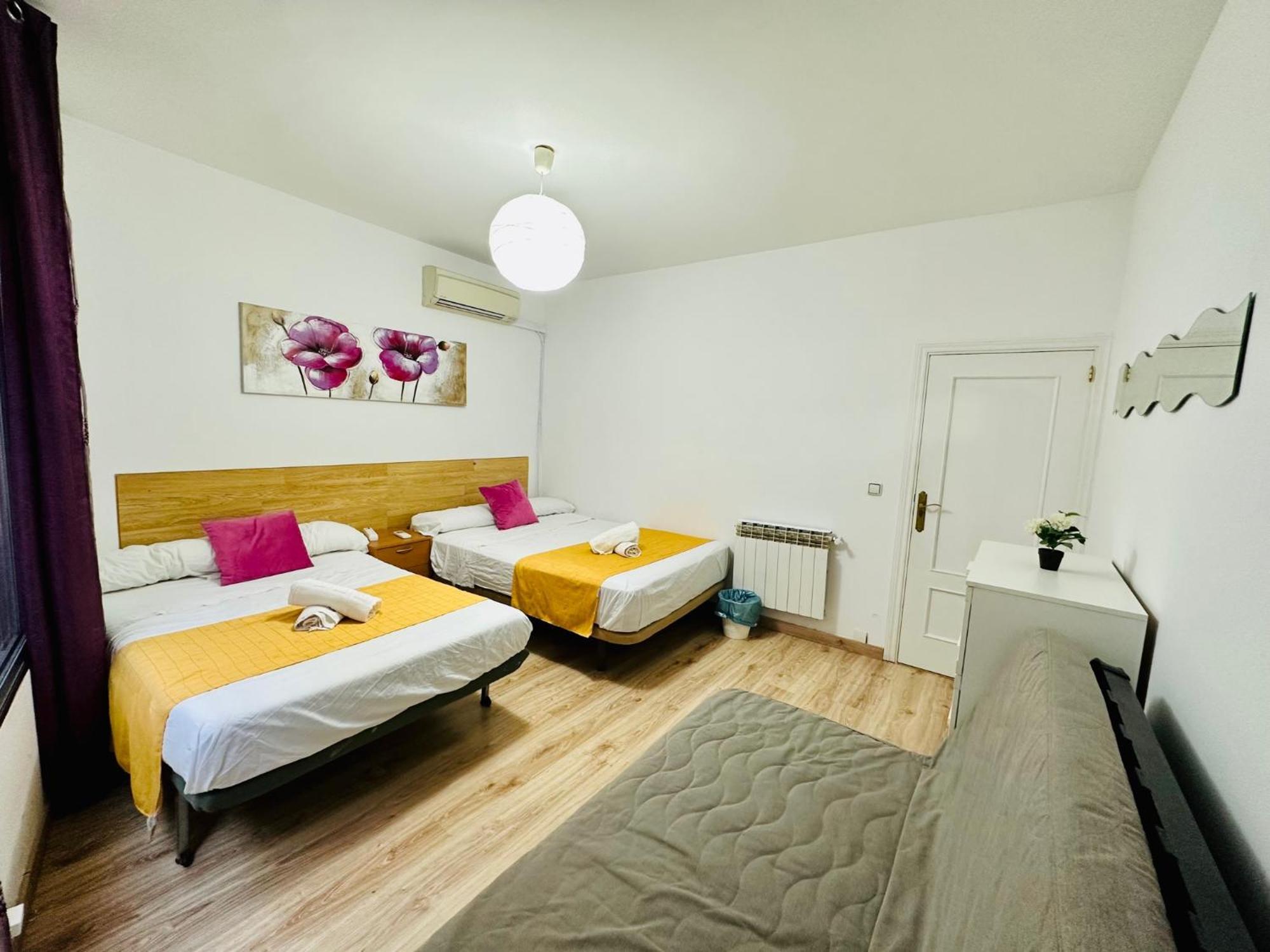 Rooms In Madrid Downtown Exterior foto